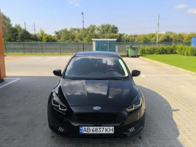Чорний Форд Фокус, об'ємом двигуна 2 л та пробігом 230 тис. км за 7800 $, фото 1 на Automoto.ua