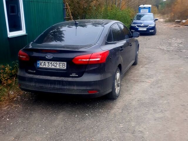 Форд Фокус 2015 у Києві на Automoto.ua Чорний Форд Фокус, об'ємом двигуна 2 л та пробігом 150 тис. км за 6500 $, фото 5 на Automoto.ua