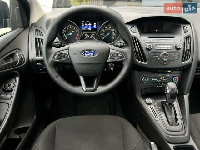 Форд Фокус 2015 у Одесі на Automoto.ua Чорний Форд Фокус, об'ємом двигуна 2 л та пробігом 156 тис. км за 7900 $, фото 9 на Automoto.ua