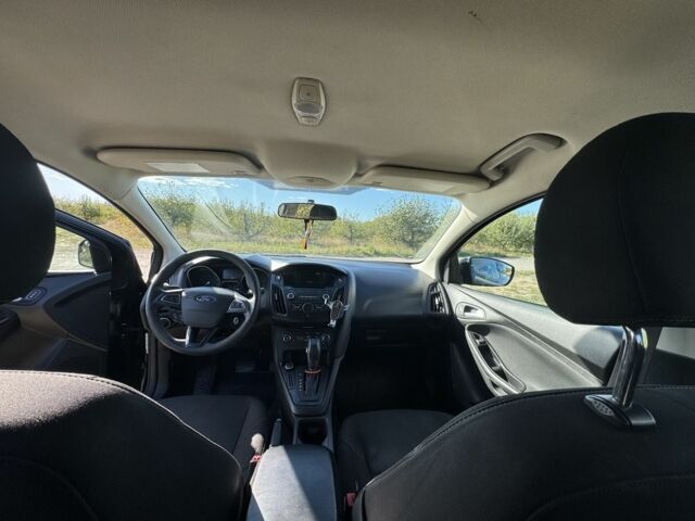 Черный Форд Фокус, объемом двигателя 2 л и пробегом 220 тыс. км за 7200 $, фото 5 на Automoto.ua