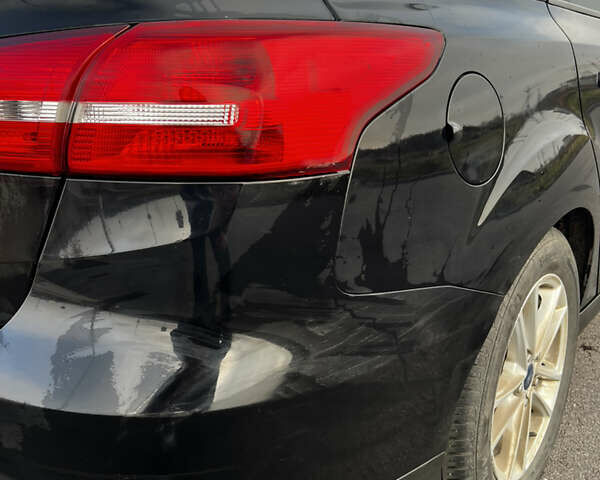 Черный Форд Фокус, объемом двигателя 2 л и пробегом 203 тыс. км за 7200 $, фото 6 на Automoto.ua