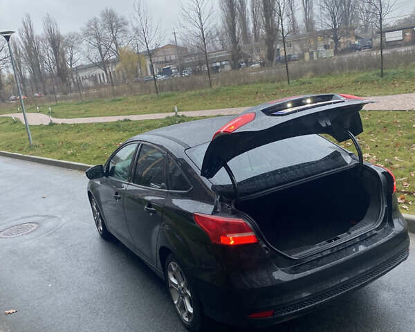 Черный Форд Фокус, объемом двигателя 2 л и пробегом 147 тыс. км за 7899 $, фото 18 на Automoto.ua