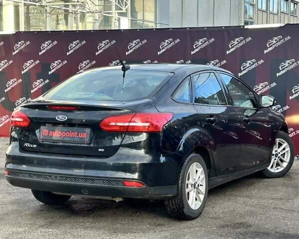 Чорний Форд Фокус, об'ємом двигуна 2 л та пробігом 156 тис. км за 8300 $, фото 6 на Automoto.ua