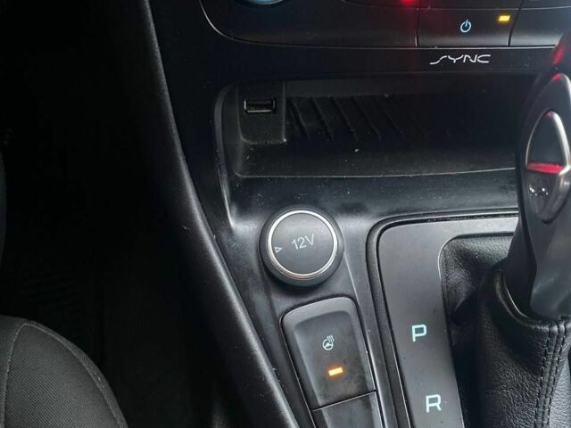 Черный Форд Фокус, объемом двигателя 2 л и пробегом 147 тыс. км за 7500 $, фото 12 на Automoto.ua