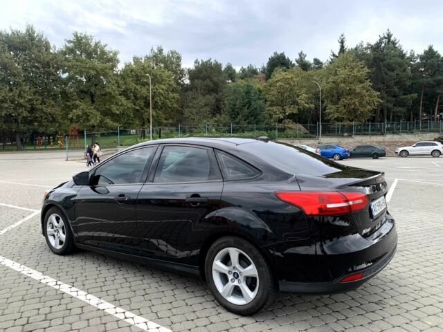 Форд Фокус 2015 в Ужгороде на Automoto.ua Черный Форд Фокус, объемом двигателя 2 л и пробегом 140 тыс. км за 8100 $, фото 3 на Automoto.ua