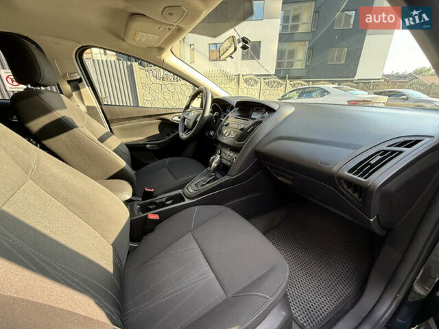 Чорний Форд Фокус, об'ємом двигуна 2 л та пробігом 183 тис. км за 8250 $, фото 4 на Automoto.ua