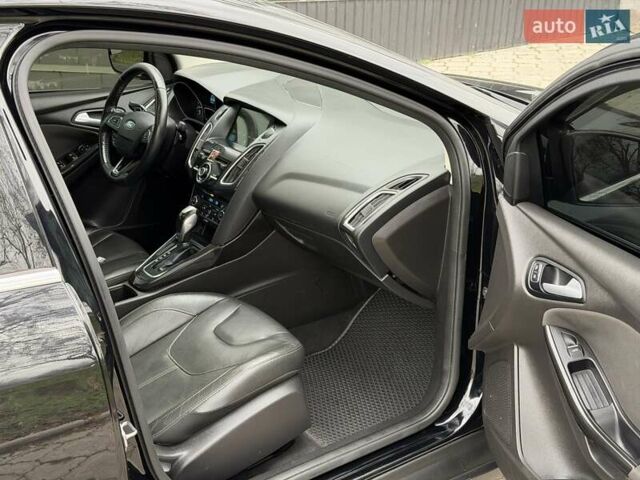 Черный Форд Фокус, объемом двигателя 2 л и пробегом 187 тыс. км за 9500 $, фото 11 на Automoto.ua