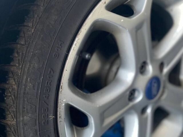 Черный Форд Фокус, объемом двигателя 2 л и пробегом 147 тыс. км за 7500 $, фото 18 на Automoto.ua