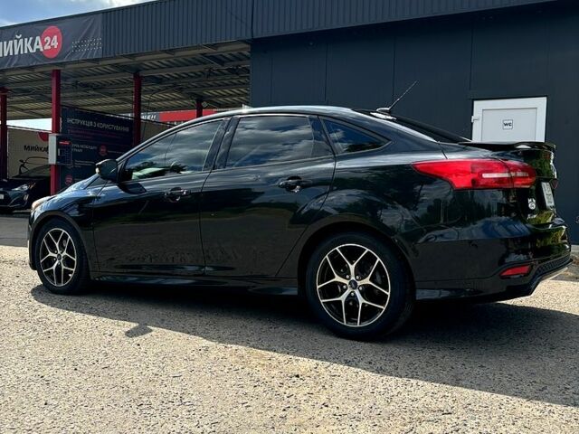 Черный Форд Фокус, объемом двигателя 2 л и пробегом 101 тыс. км за 8700 $, фото 2 на Automoto.ua