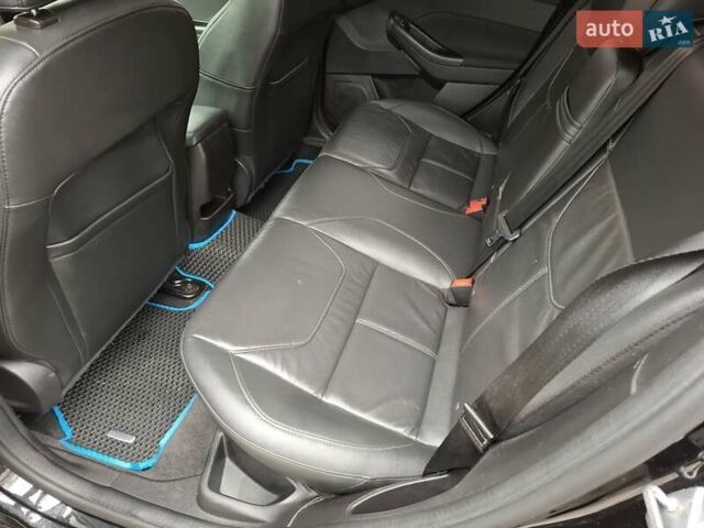 Черный Форд Фокус, объемом двигателя 2 л и пробегом 188 тыс. км за 6900 $, фото 12 на Automoto.ua