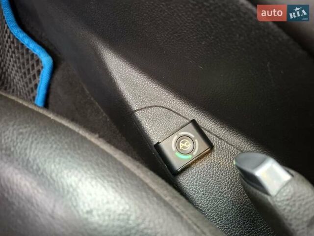 Черный Форд Фокус, объемом двигателя 2 л и пробегом 188 тыс. км за 6900 $, фото 10 на Automoto.ua