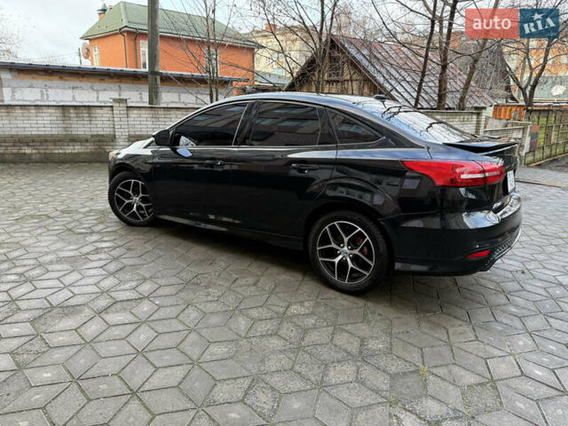 Черный Форд Фокус, объемом двигателя 2 л и пробегом 155 тыс. км за 8200 $, фото 6 на Automoto.ua