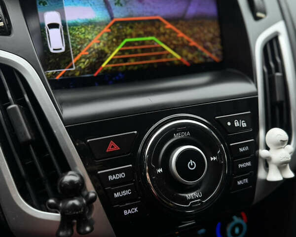 Форд Фокус 2015 в Виннице на Automoto.ua Черный Форд Фокус, объемом двигателя 2 л и пробегом 275 тыс. км за 6999 $, фото 47 на Automoto.ua