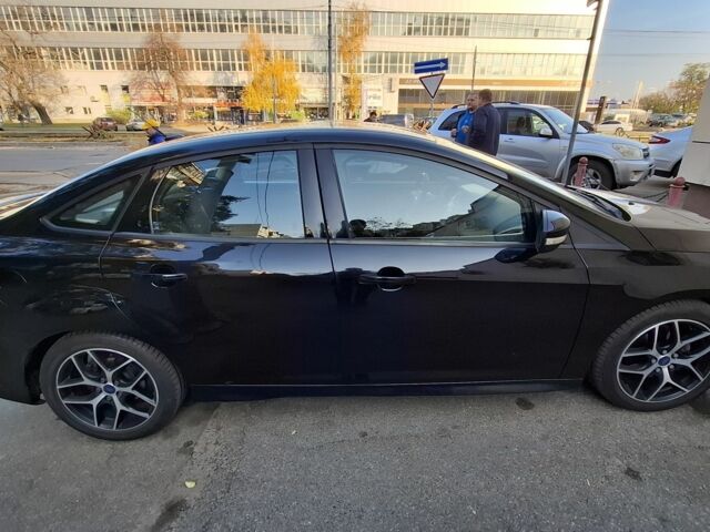 Черный Форд Фокус, объемом двигателя 2 л и пробегом 210 тыс. км за 6999 $, фото 11 на Automoto.ua