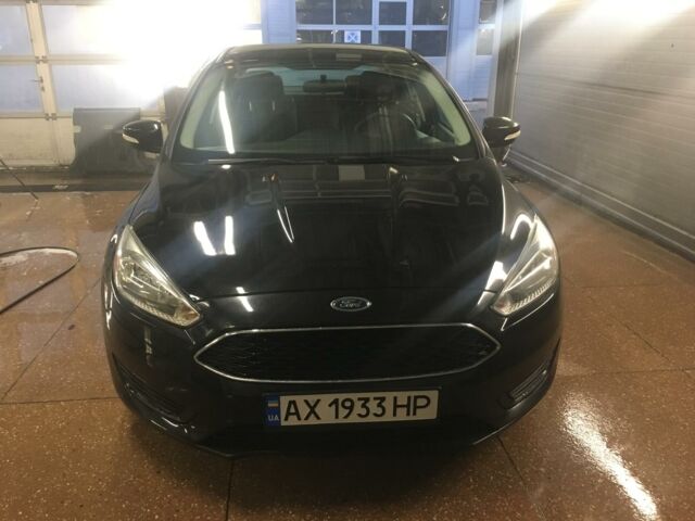 Чорний Форд Фокус, об'ємом двигуна 2 л та пробігом 122 тис. км за 9500 $, фото 1 на Automoto.ua
