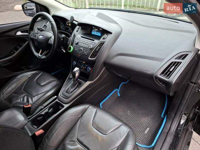 Черный Форд Фокус, объемом двигателя 2 л и пробегом 188 тыс. км за 6900 $, фото 18 на Automoto.ua