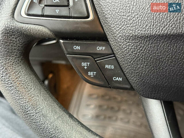 Черный Форд Фокус, объемом двигателя 2.02 л и пробегом 206 тыс. км за 6699 $, фото 41 на Automoto.ua