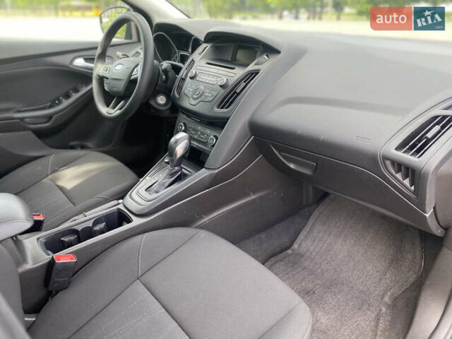 Черный Форд Фокус, объемом двигателя 2 л и пробегом 109 тыс. км за 9500 $, фото 13 на Automoto.ua