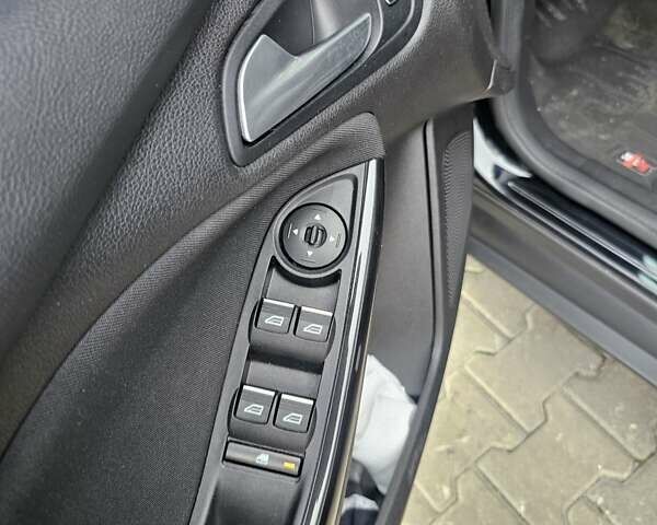 Форд Фокус 2016 в Киеве на Automoto.ua Черный Форд Фокус, объемом двигателя 2 л и пробегом 131 тыс. км за 10000 $, фото 21 на Automoto.ua