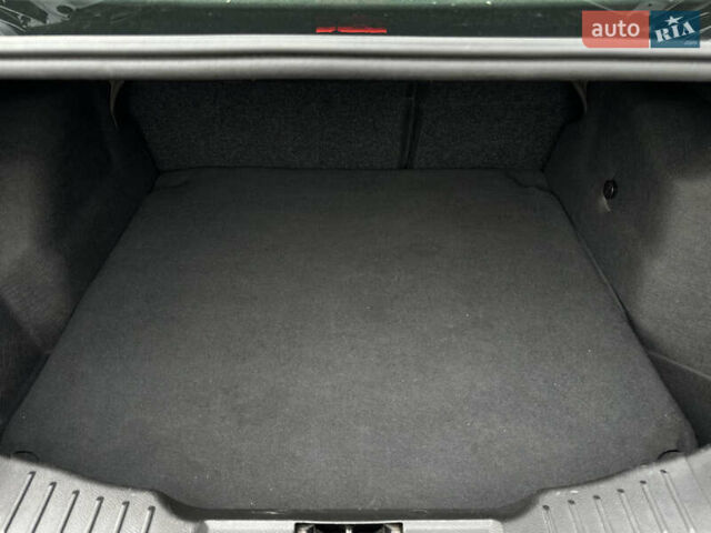 Чорний Форд Фокус, об'ємом двигуна 2 л та пробігом 121 тис. км за 9200 $, фото 17 на Automoto.ua