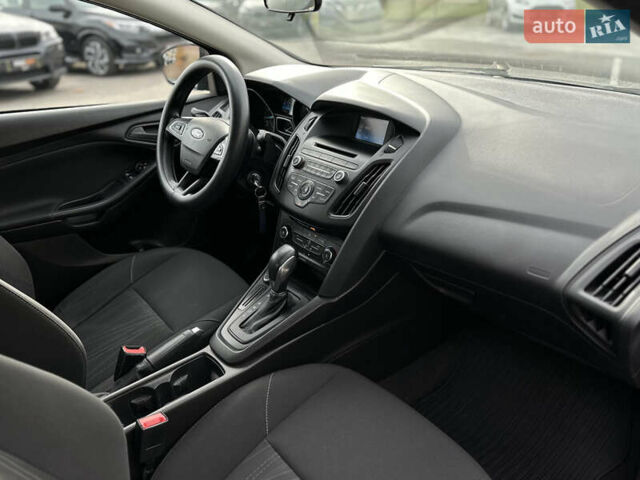 Чорний Форд Фокус, об'ємом двигуна 2 л та пробігом 121 тис. км за 9200 $, фото 28 на Automoto.ua