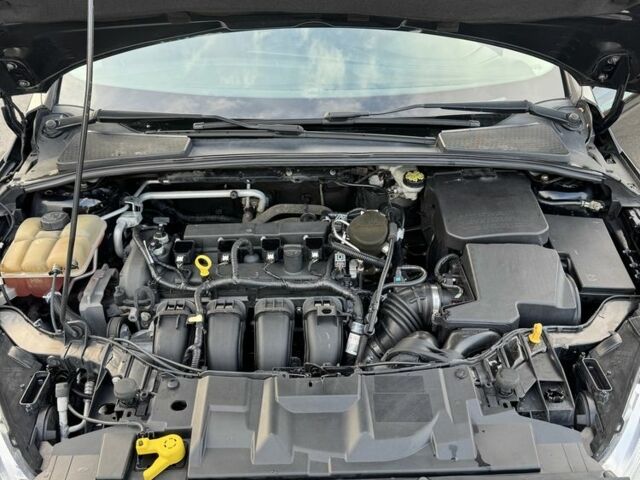 Чорний Форд Фокус, об'ємом двигуна 2 л та пробігом 165 тис. км за 7800 $, фото 6 на Automoto.ua