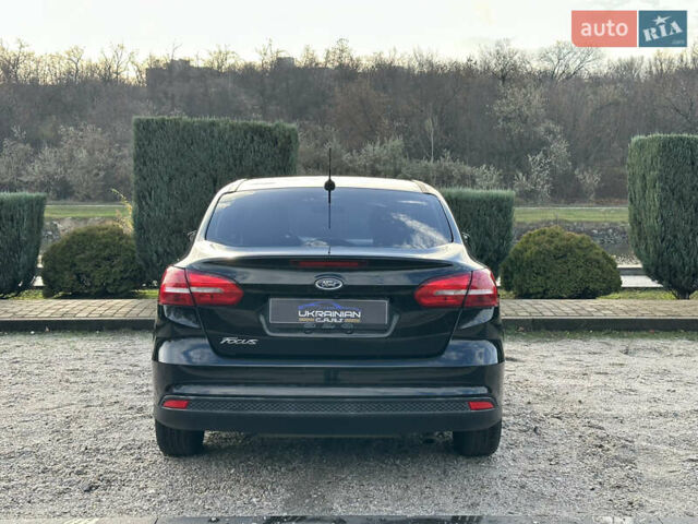 Черный Форд Фокус, объемом двигателя 2 л и пробегом 138 тыс. км за 8500 $, фото 9 на Automoto.ua