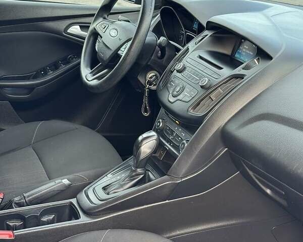 Черный Форд Фокус, объемом двигателя 2 л и пробегом 165 тыс. км за 7800 $, фото 2 на Automoto.ua