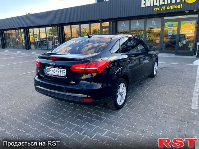 Чорний Форд Фокус, об'ємом двигуна 2 л та пробігом 217 тис. км за 7500 $, фото 2 на Automoto.ua