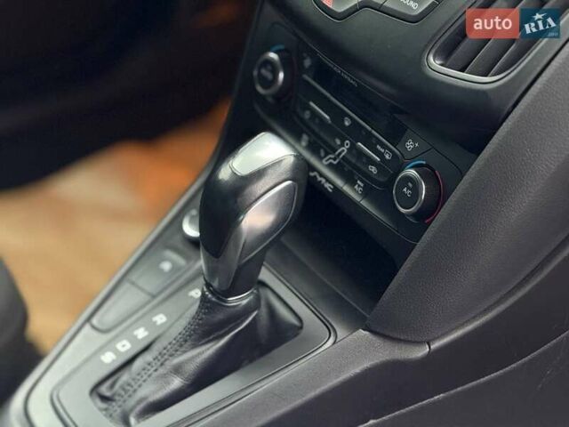 Черный Форд Фокус, объемом двигателя 1 л и пробегом 78 тыс. км за 7499 $, фото 12 на Automoto.ua