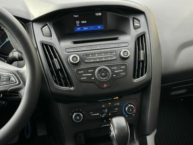 Черный Форд Фокус, объемом двигателя 2 л и пробегом 121 тыс. км за 9200 $, фото 20 на Automoto.ua