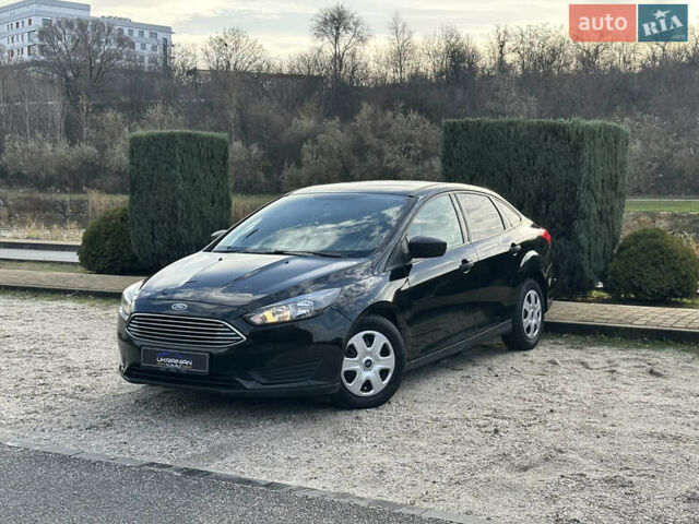 Черный Форд Фокус, объемом двигателя 2 л и пробегом 138 тыс. км за 8500 $, фото 1 на Automoto.ua