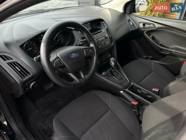 Чорний Форд Фокус, об'ємом двигуна 2 л та пробігом 121 тис. км за 9200 $, фото 27 на Automoto.ua