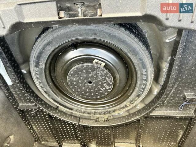 Форд Фокус 2016 в Луцке на Automoto.ua Черный Форд Фокус, объемом двигателя 2 л и пробегом 190 тыс. км за 7800 $, фото 18 на Automoto.ua