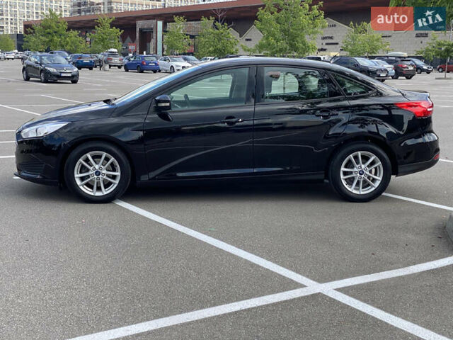 Черный Форд Фокус, объемом двигателя 2 л и пробегом 109 тыс. км за 9500 $, фото 2 на Automoto.ua