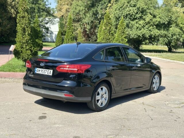 Чорний Форд Фокус, об'ємом двигуна 2 л та пробігом 199 тис. км за 6699 $, фото 5 на Automoto.ua