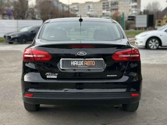 Черный Форд Фокус, объемом двигателя 2 л и пробегом 121 тыс. км за 9200 $, фото 6 на Automoto.ua