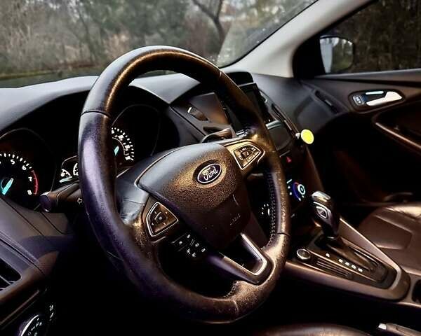 Черный Форд Фокус, объемом двигателя 2 л и пробегом 120 тыс. км за 7750 $, фото 13 на Automoto.ua