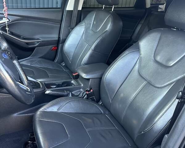 Черный Форд Фокус, объемом двигателя 2 л и пробегом 185 тыс. км за 10000 $, фото 10 на Automoto.ua