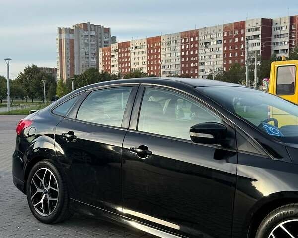 Черный Форд Фокус, объемом двигателя 2 л и пробегом 183 тыс. км за 7300 $, фото 2 на Automoto.ua