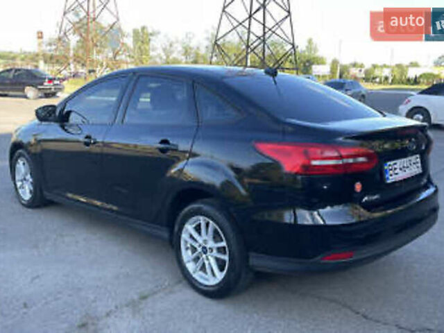 Чорний Форд Фокус, об'ємом двигуна 2 л та пробігом 220 тис. км за 6999 $, фото 3 на Automoto.ua