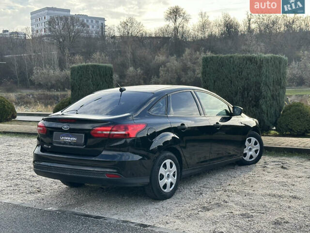 Черный Форд Фокус, объемом двигателя 2 л и пробегом 138 тыс. км за 8500 $, фото 11 на Automoto.ua