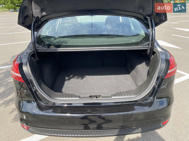 Черный Форд Фокус, объемом двигателя 2 л и пробегом 109 тыс. км за 9500 $, фото 21 на Automoto.ua