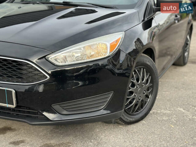 Чорний Форд Фокус, об'ємом двигуна 2 л та пробігом 121 тис. км за 9200 $, фото 4 на Automoto.ua
