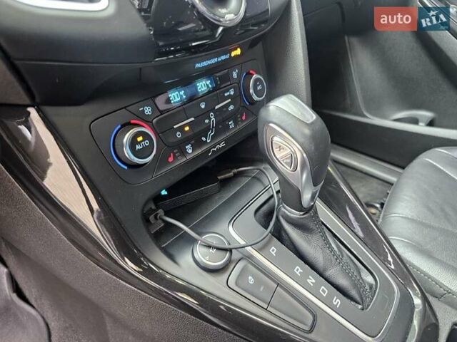 Форд Фокус 2016 в Киеве на Automoto.ua Черный Форд Фокус, объемом двигателя 2 л и пробегом 131 тыс. км за 10000 $, фото 19 на Automoto.ua