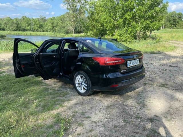 Черный Форд Фокус, объемом двигателя 2 л и пробегом 168 тыс. км за 7999 $, фото 5 на Automoto.ua