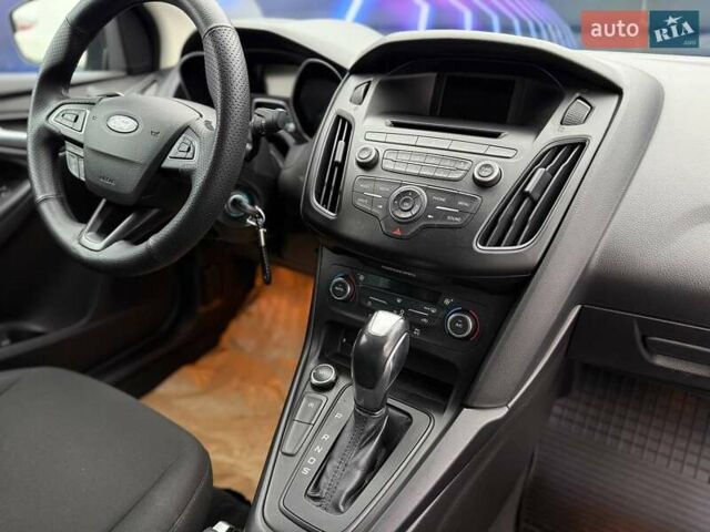 Черный Форд Фокус, объемом двигателя 1 л и пробегом 78 тыс. км за 7499 $, фото 10 на Automoto.ua