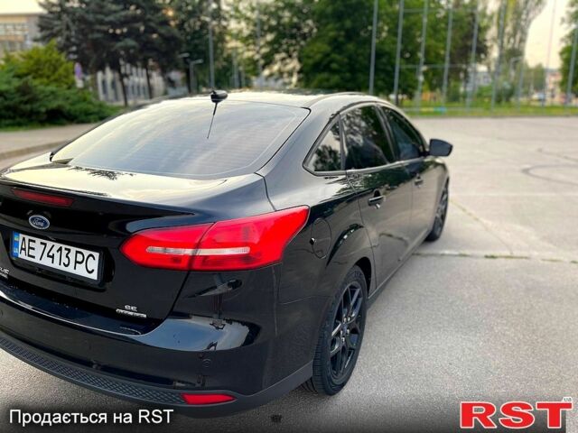 Чорний Форд Фокус, об'ємом двигуна 2 л та пробігом 18800 тис. км за 9000 $, фото 4 на Automoto.ua