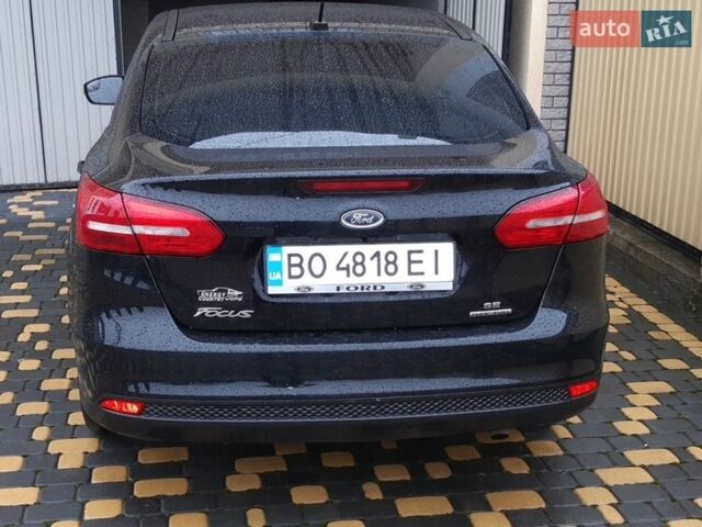 Чорний Форд Фокус, об'ємом двигуна 2 л та пробігом 50 тис. км за 9300 $, фото 2 на Automoto.ua