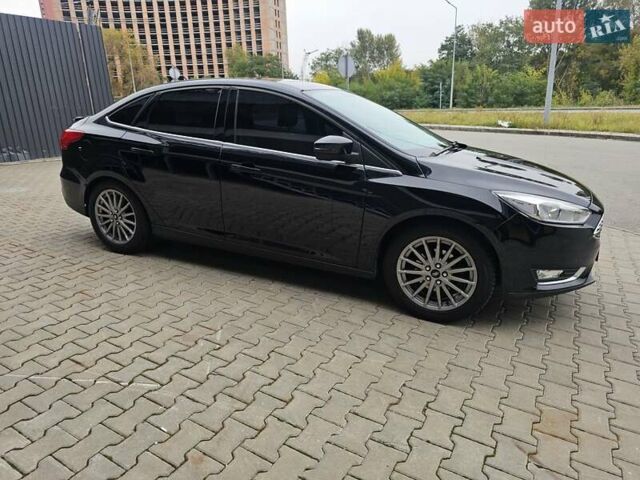 Форд Фокус 2016 в Киеве на Automoto.ua Черный Форд Фокус, объемом двигателя 2 л и пробегом 131 тыс. км за 10000 $, фото 13 на Automoto.ua